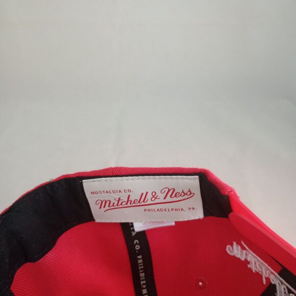 Philadelphia 76ers Hat Mitchell & Ness Red Snapback Adjustable HWC NBA Cap - Picture 5 of 6